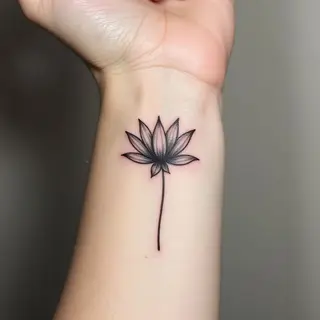 Small Tattoo Ideas for Females: Delicate & Meaningful Designs